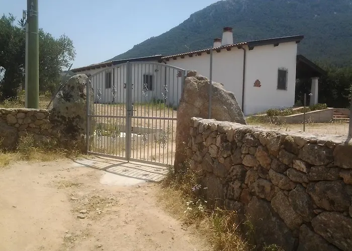 Casa Corofulu - Iun P2139 Oliena